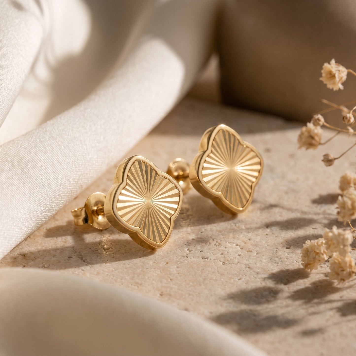 Zahra Rosette Studs - Gold
