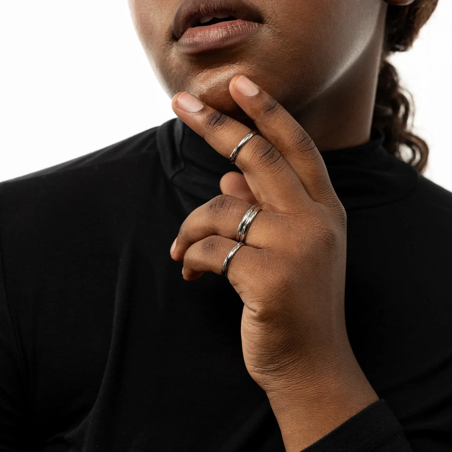 Qamar ` Ring