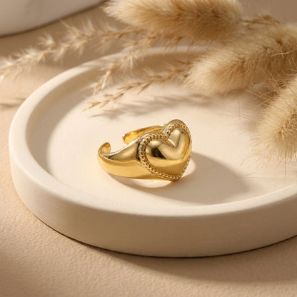 Amara Gold Heart Ring