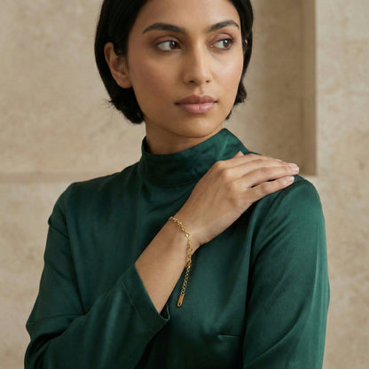 Qamar Allura Chain Bracelet
