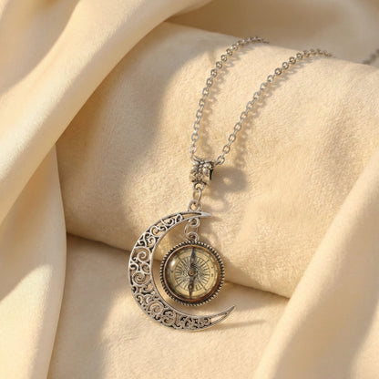 Qamar Noor Crescent Necklace