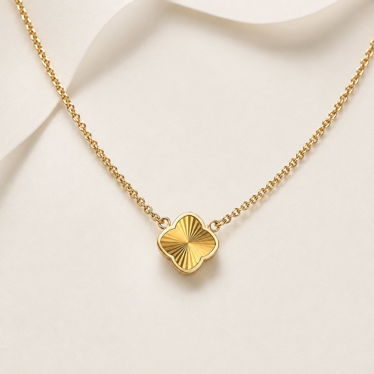 Zahra Rosette Necklace - Gold