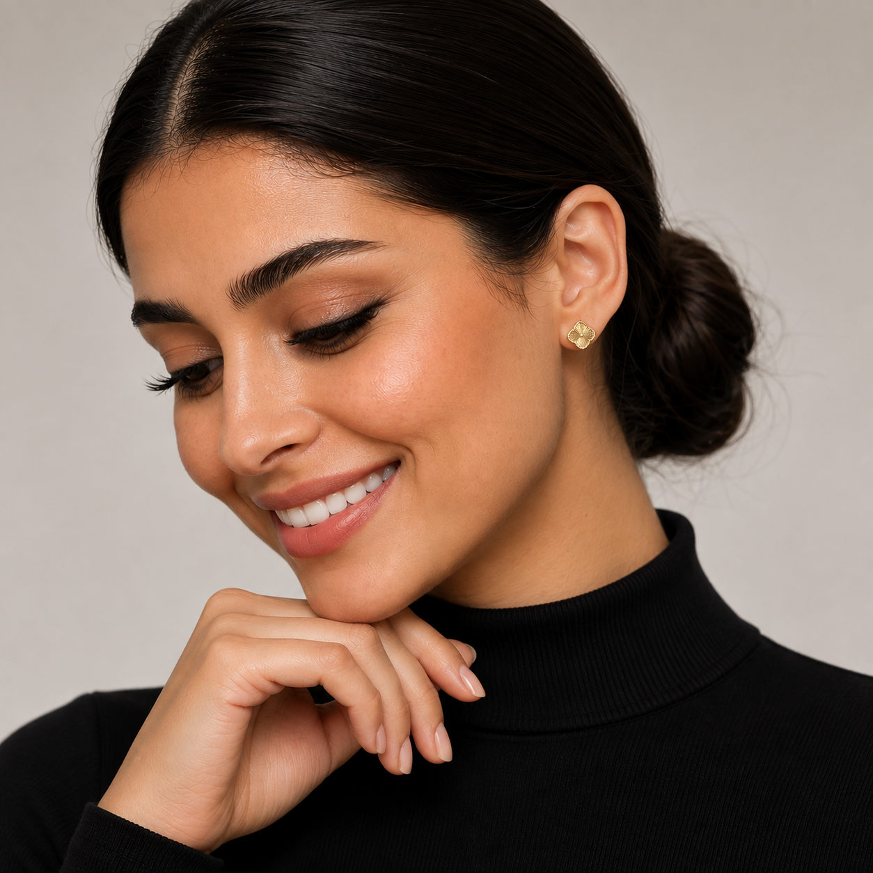 Zahra Rosette Studs - Gold