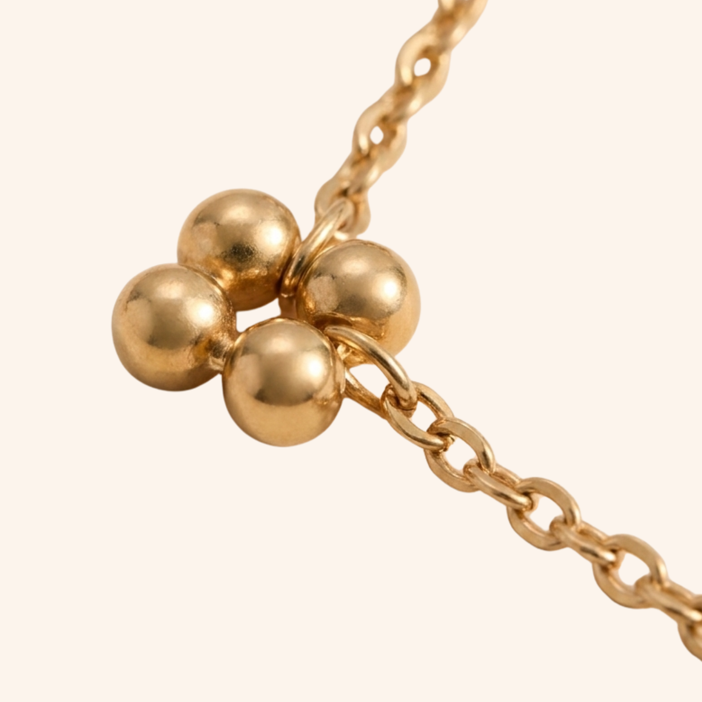 Noor Hand Chain