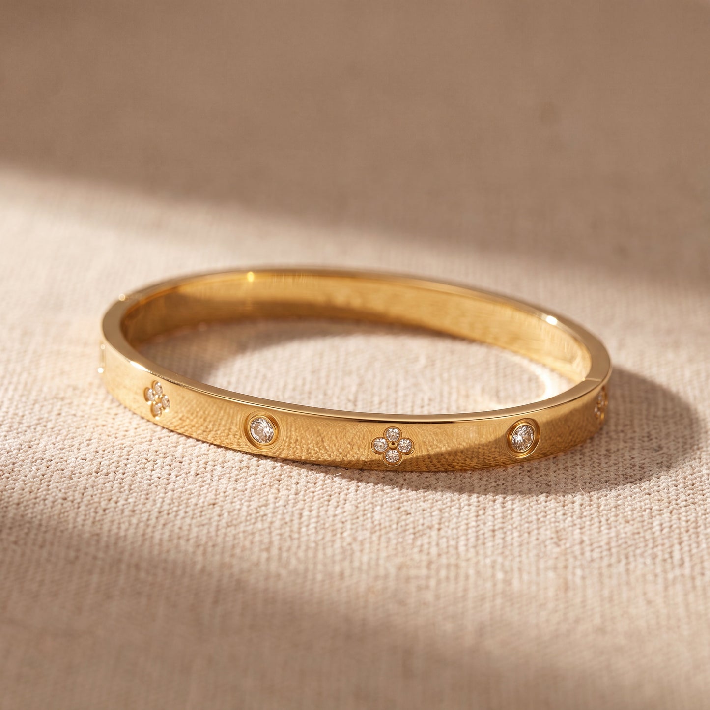Gold Clover Bangle