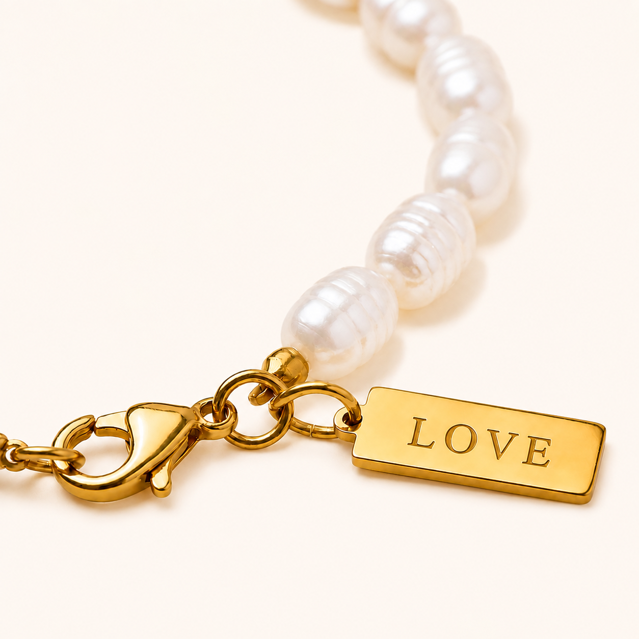 Love Pearl Bracelet