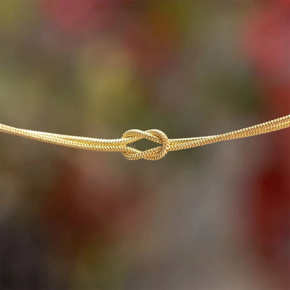 Qamar Emaan Knot Bracelet