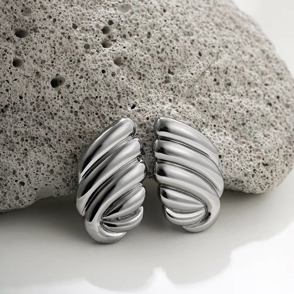 Nuraya Najm Earrings