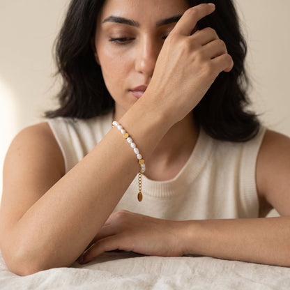 Moonstone & Pearl Bead Bracelet