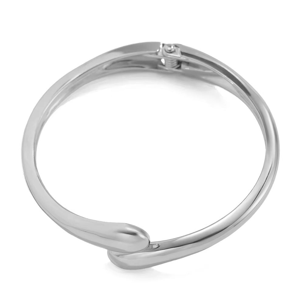 Nuraya Haya Wave Bracelet