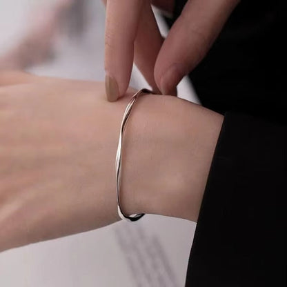 Nuraya Nourae Bangle