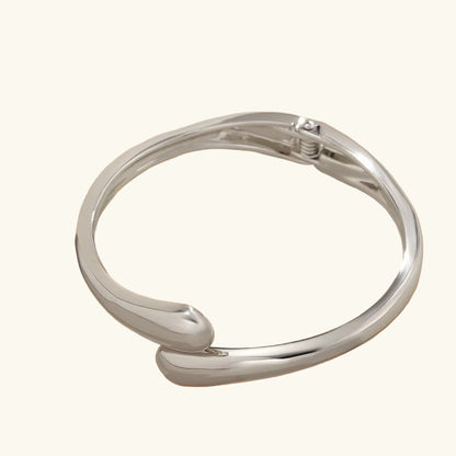 Nuraya Haya Wave Bracelet